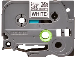 TZeS251_1 TZeS251. Cinta BROTHER E-P 24mm Negro en Fondo Blanco 8mt p/PT-E550WVP/D600VP